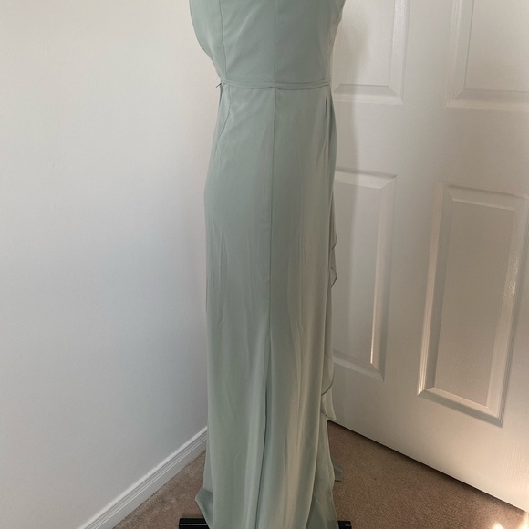 David’s Bridal Bridesmaid Dress - Picture 2 of 5